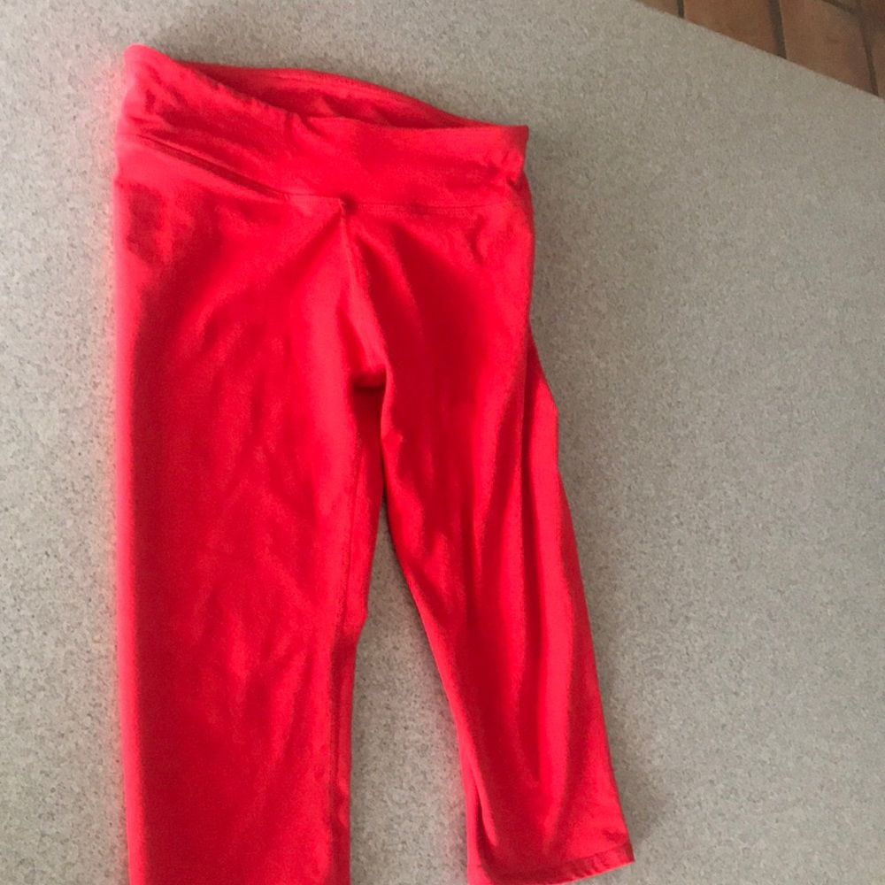 Red Fabletics leggings